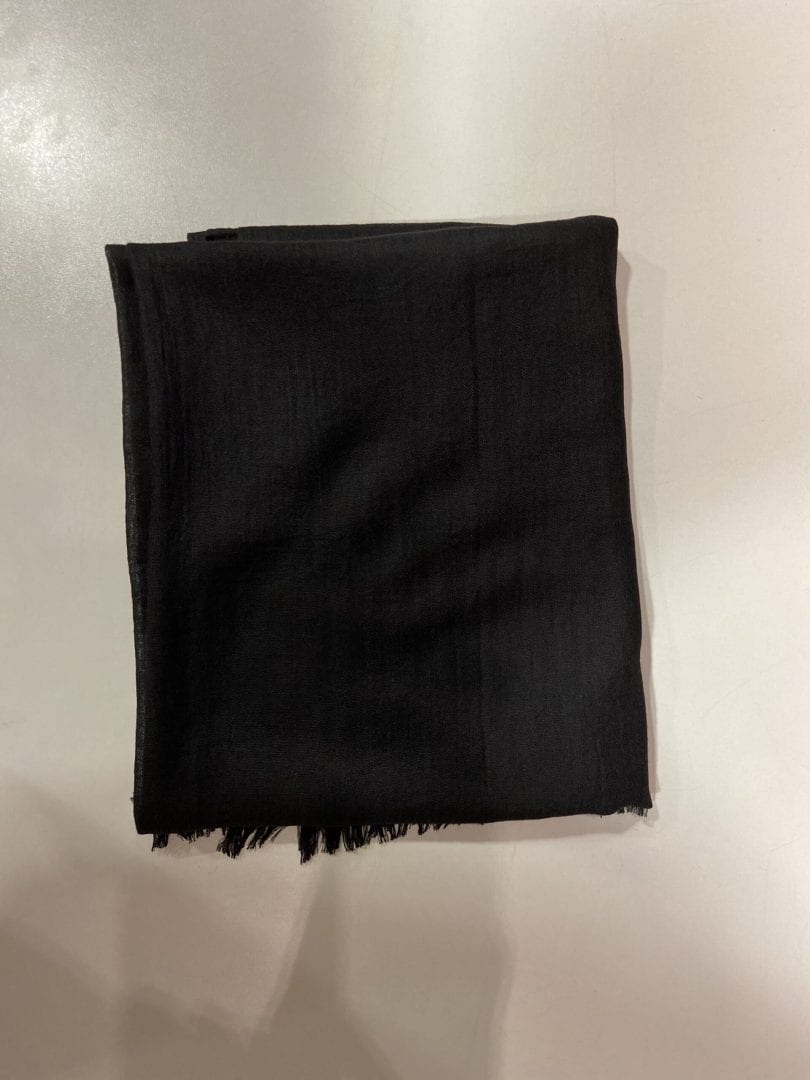 black sjaal