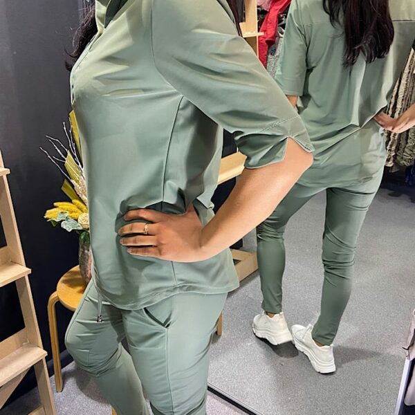 Musthave Travelstof blouse groen