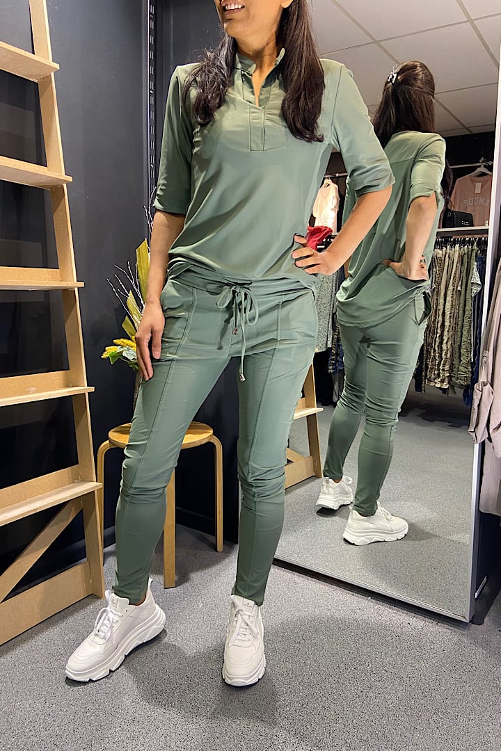 Musthave Travelstof blouse groen
