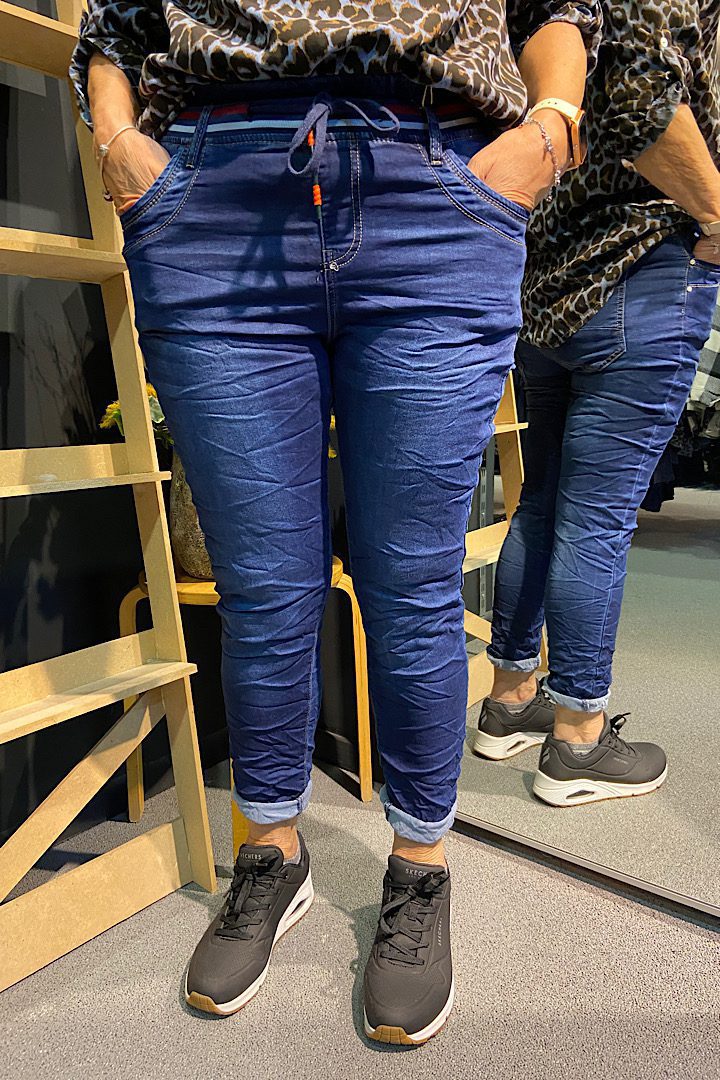 Kaal Reageren combinatie Karostar jog jeans met kordje donker blauw - Ommie