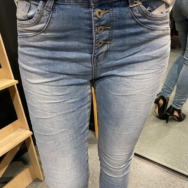Jewelly Jeans knoopsluiting lichtblauw