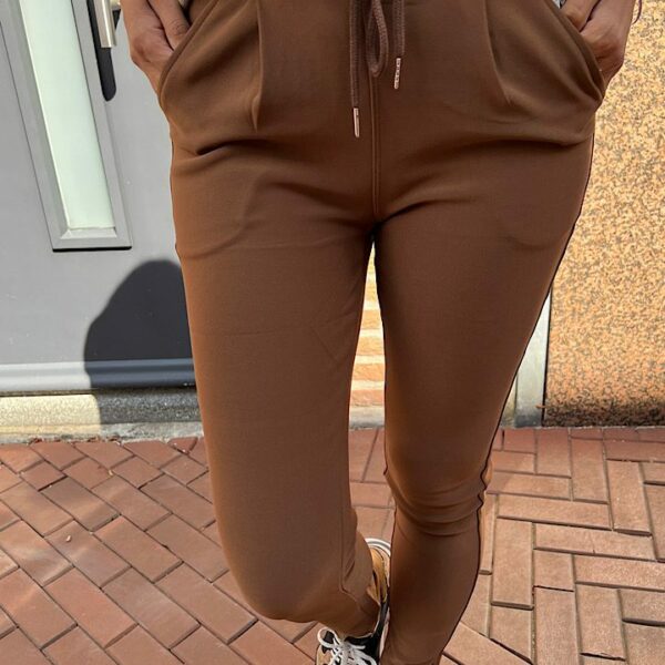 Miss Angelia tregging met aantrekkoord mocha