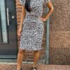 ¨Musthave¨ Travelstof jurk panterprint beige