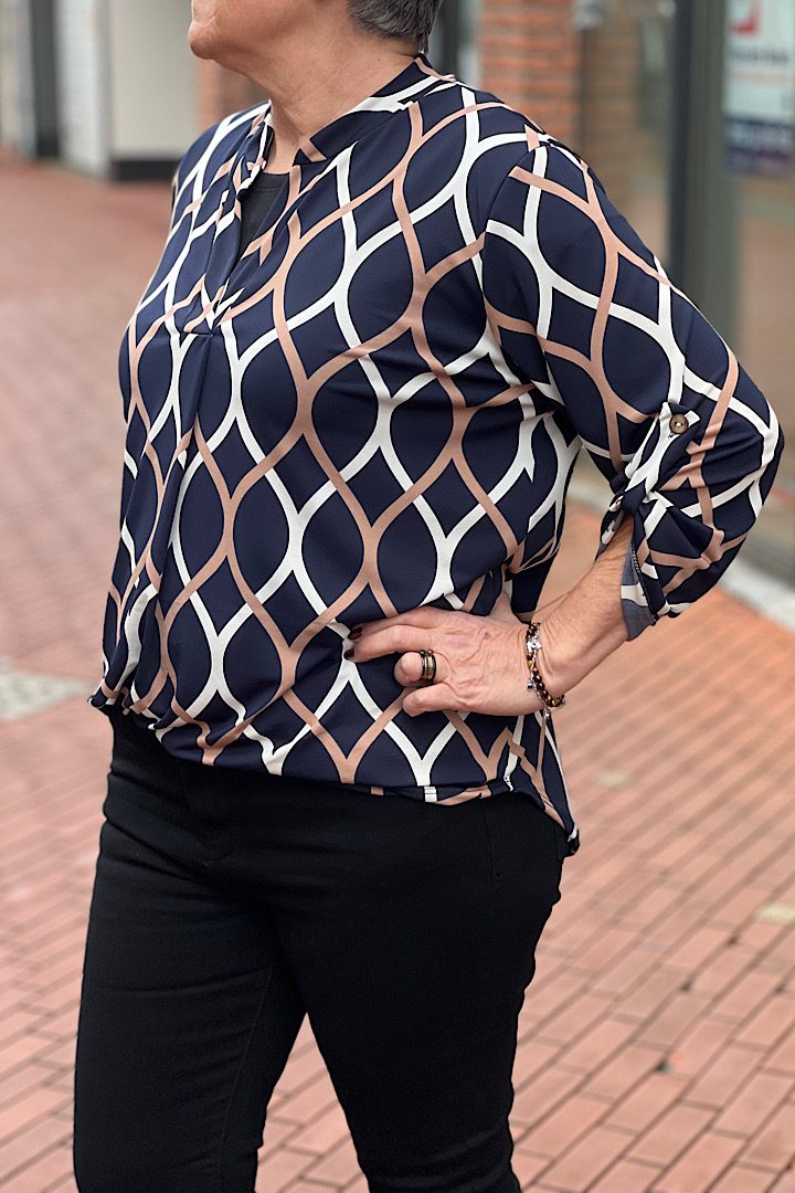 Travelstof all-over print blouse donkerblauw
