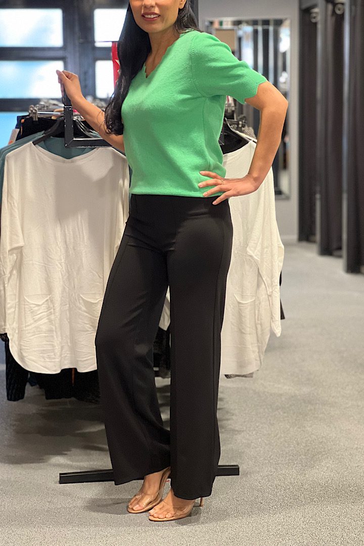 Musthave wijde broek met naad zwart