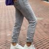 Karostar high waist jeans met knopensluiting lichtgrijs