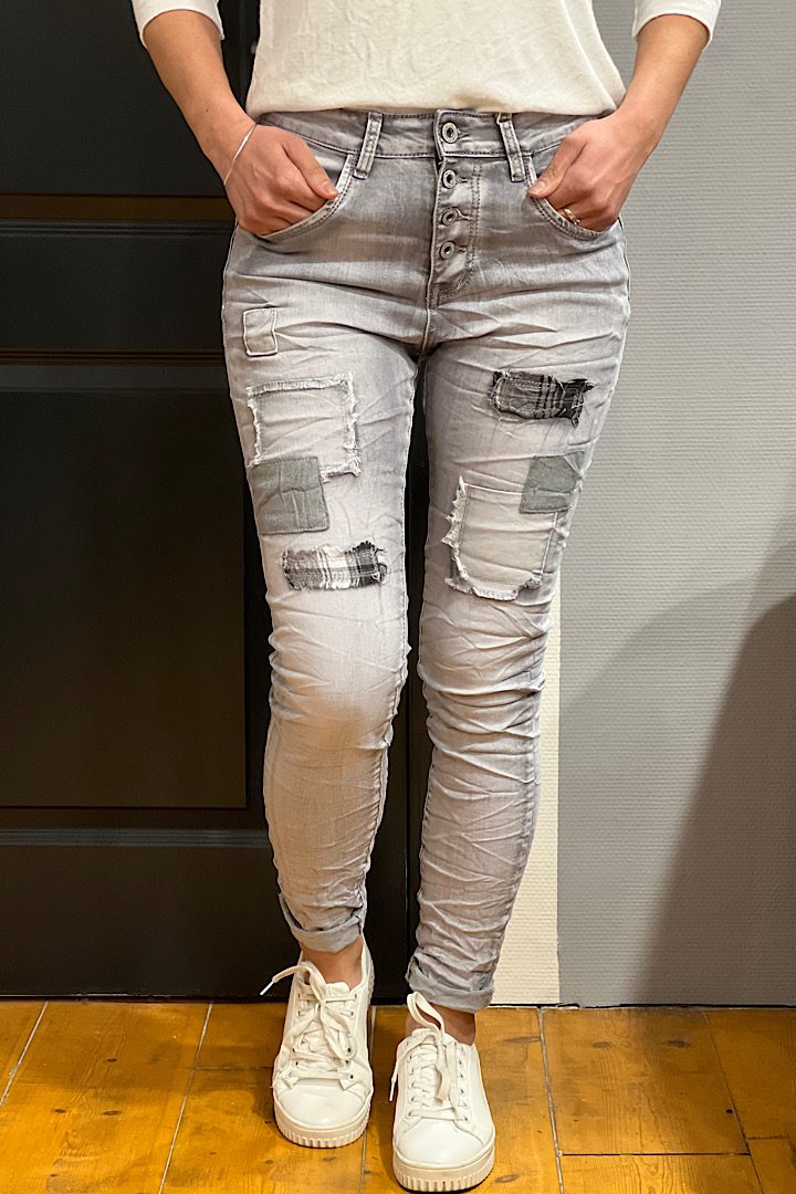 Jewelly high waist jeans met patchwork grijs