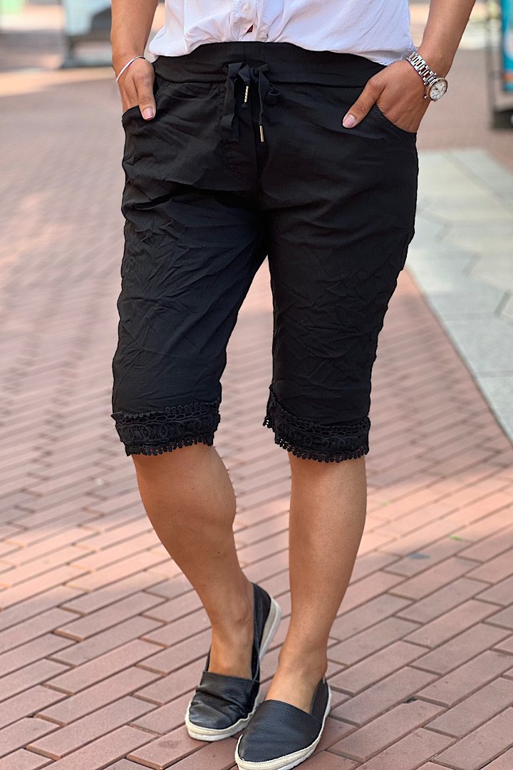 Capri Stretchbroek met kant zwart One Size 38/42