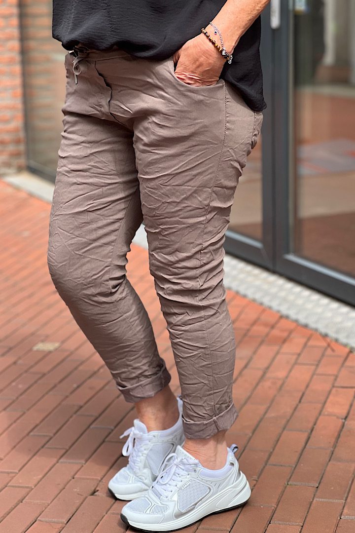Basic stretchbroek taupe One Size 44/48