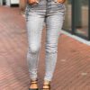 Jewelly Jeans knopensluiting met siersteentjes grijs