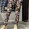 Musthave Travelstof broek leopard paars