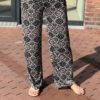 Miss Angelia Travelbroek bloemenprint zwart