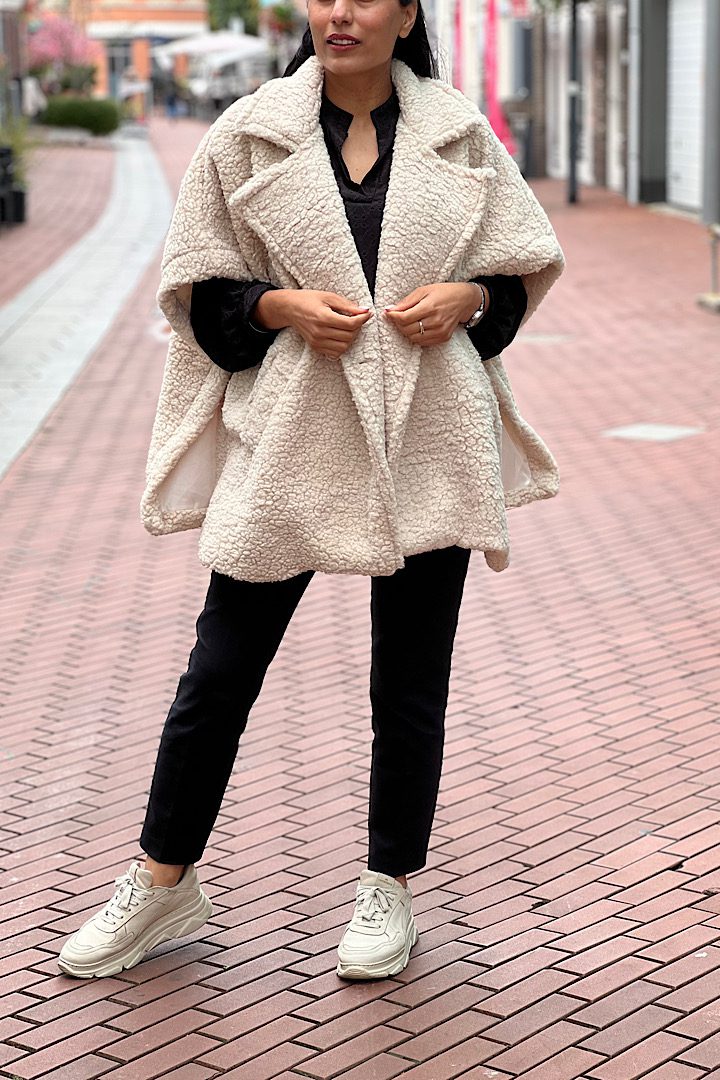 Poncho Oversized beige