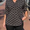 Travel blouse met print zwart