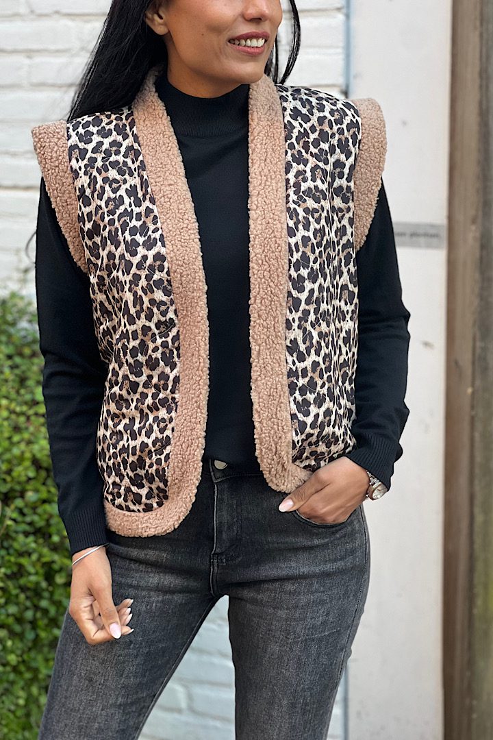 Leopard Teddy Gilet