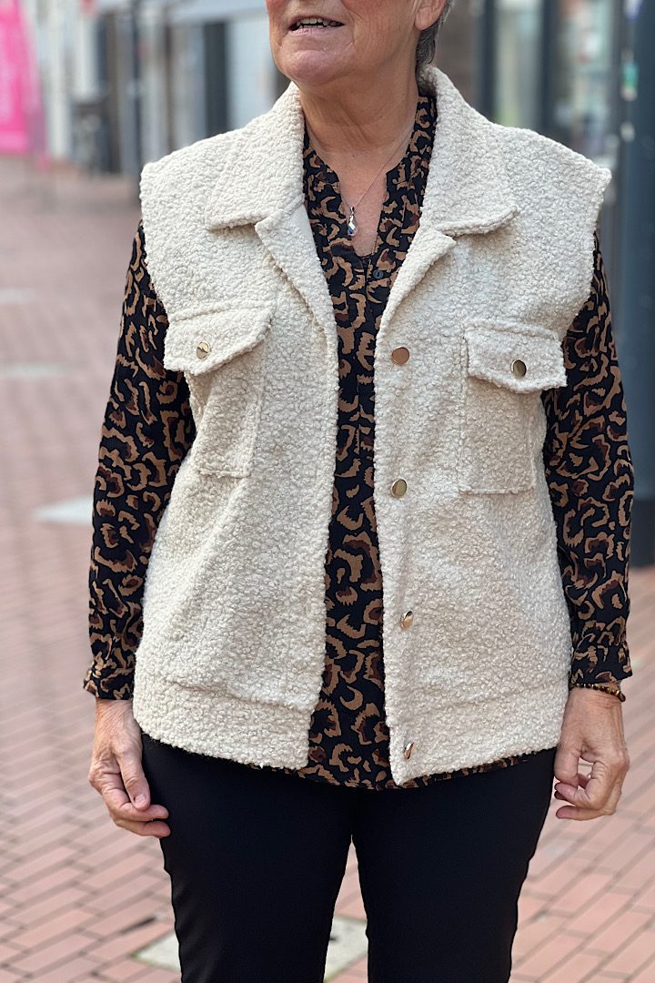 Gilet Musthave met knopen beige