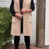 Lang Gilet met Teddy Voering taupe