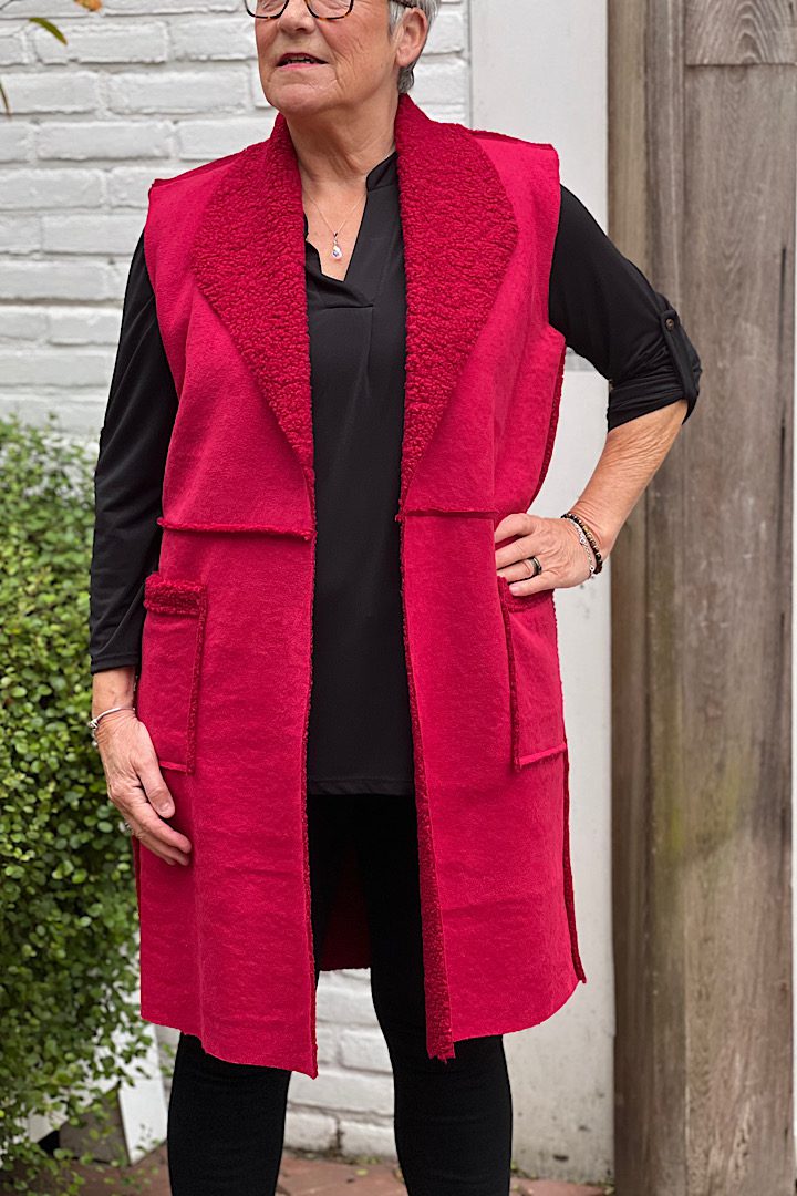 Lang Gilet met Teddy Voering rood