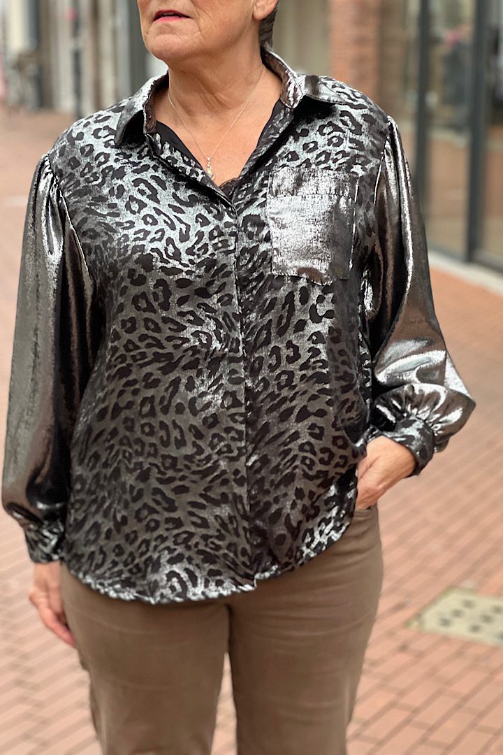 Blouse in Panterprint met Metallic