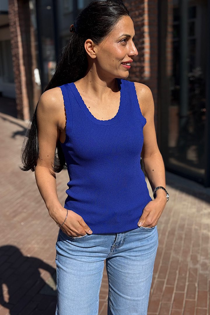 Sara Tank/Top