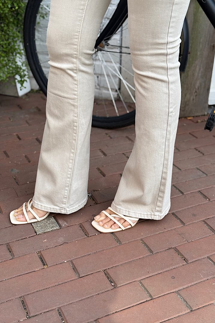 Hello Miss Flare jeans