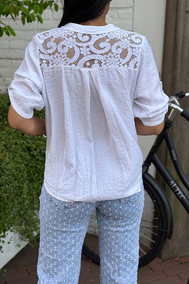 Kantdetails Blouse