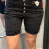 Jewelly jeans fancy Knopen short zwart