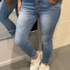 Jewelly jeans met knoopsluiting blauw