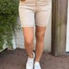 Jewelly jeans Fancy knopen short beige