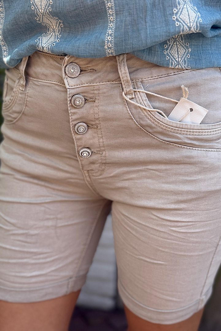 Jewelly jeans Fancy knopen short beige