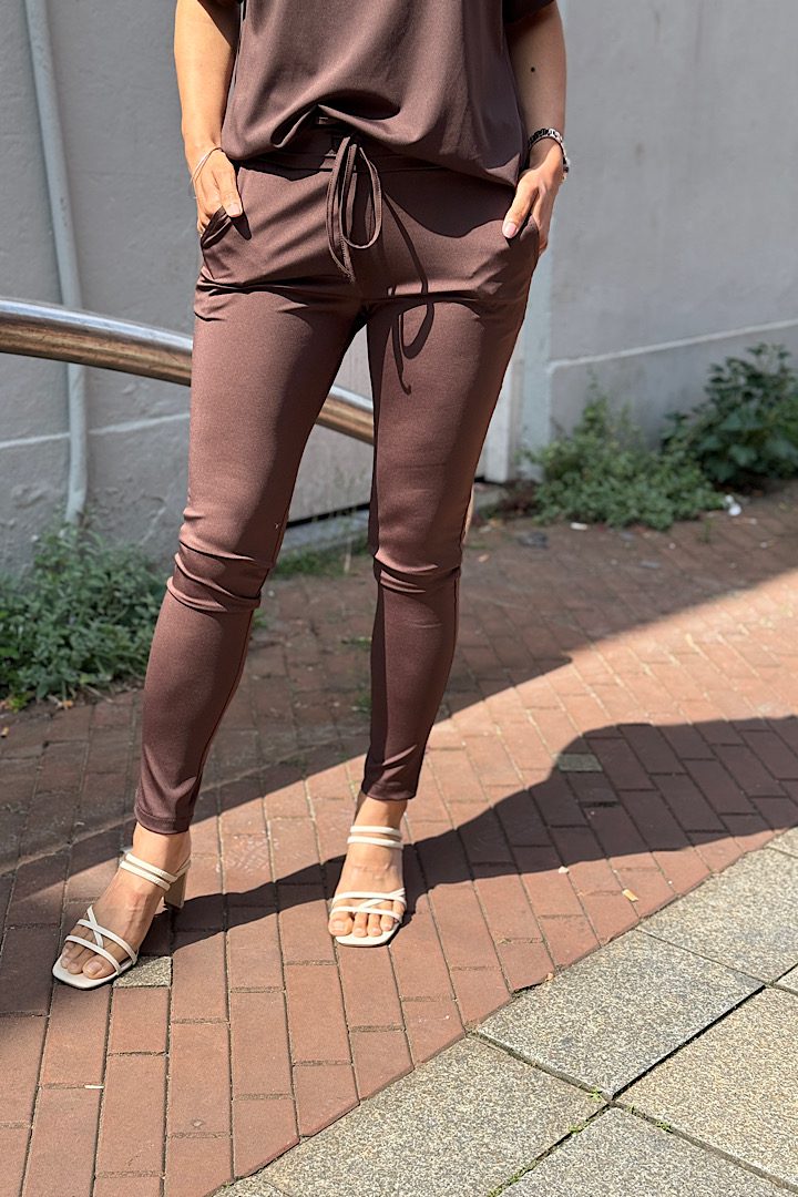 Travelstof broek ´Made By Milaan´ bruin