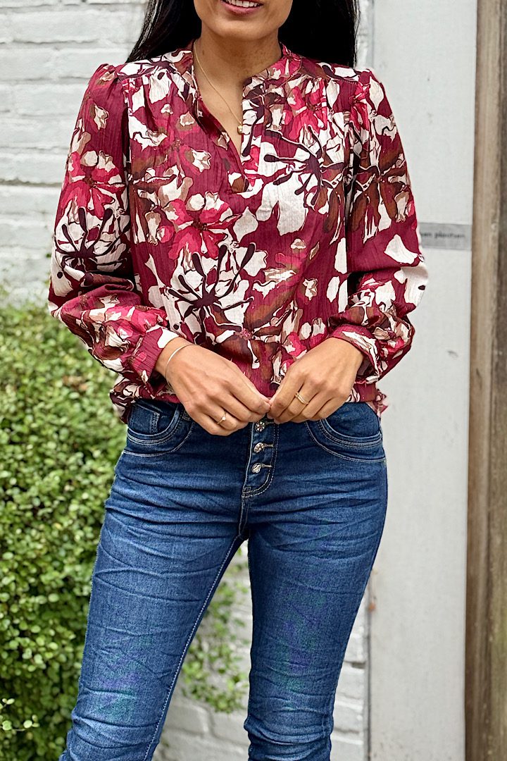 Musthave blouse Lina