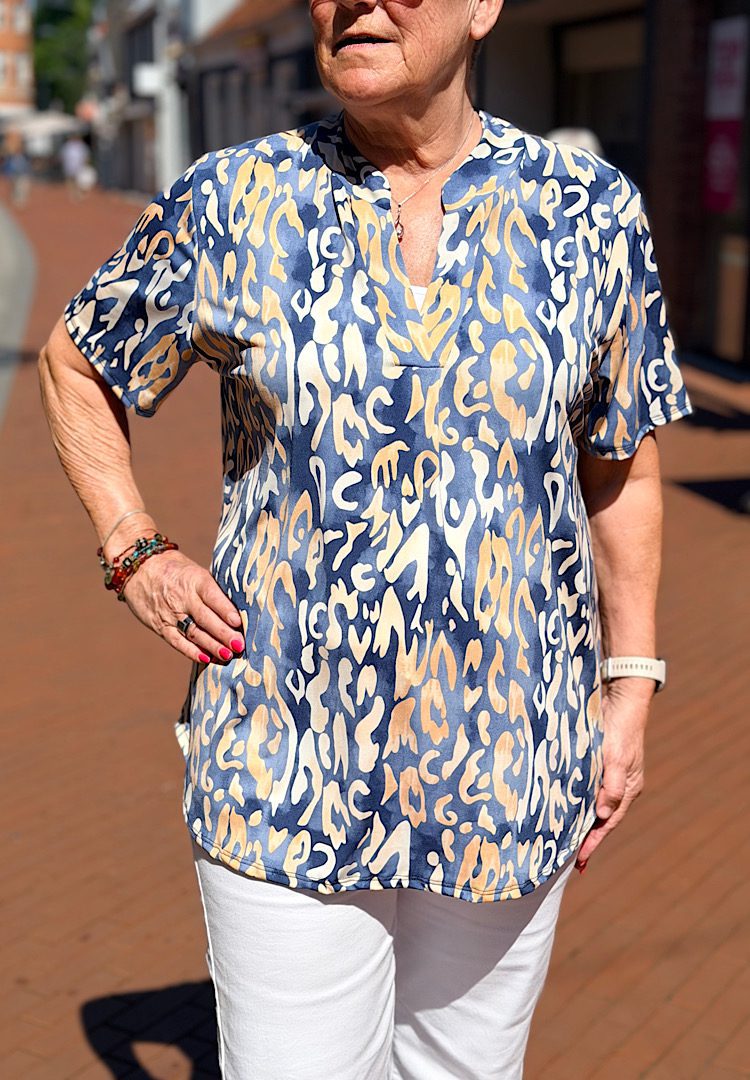 Travel blouse met print blauw